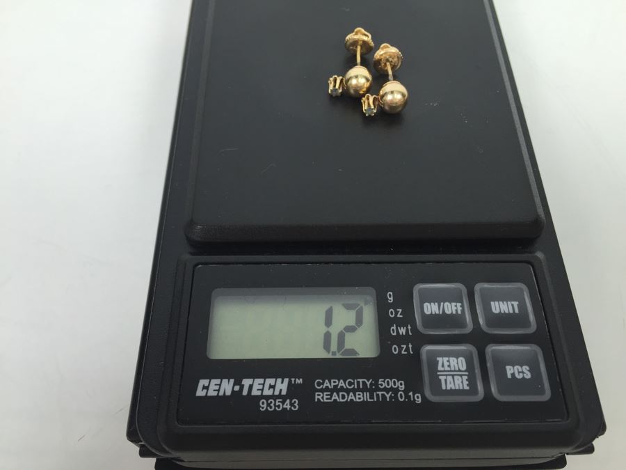 14K Yellow Gold Post Earrings With Light Blue Stone Signed NAOMI 1.2g [Photo 17]