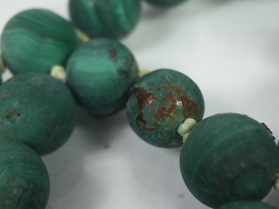 Malachite Necklace Individually Knotted Note Some Stones Are Chipped 54g [Photo 6]
