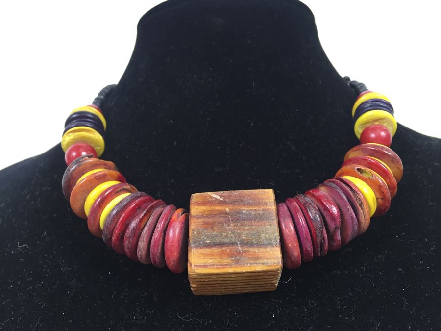 Set Of (3) Vintage Necklaces [Photo 5]