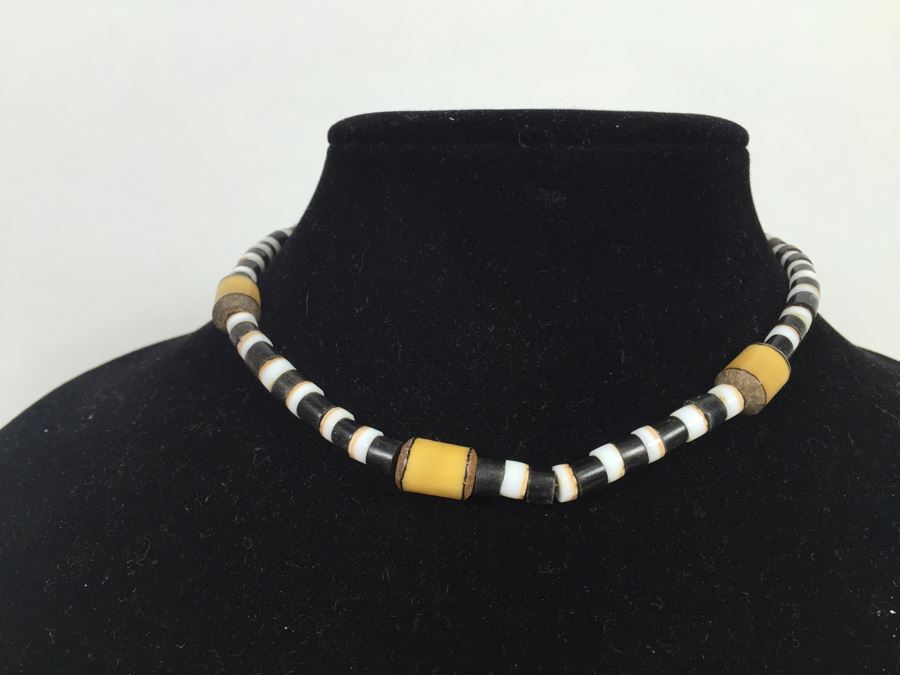 Set Of (3) Vintage Necklaces [Photo 7]