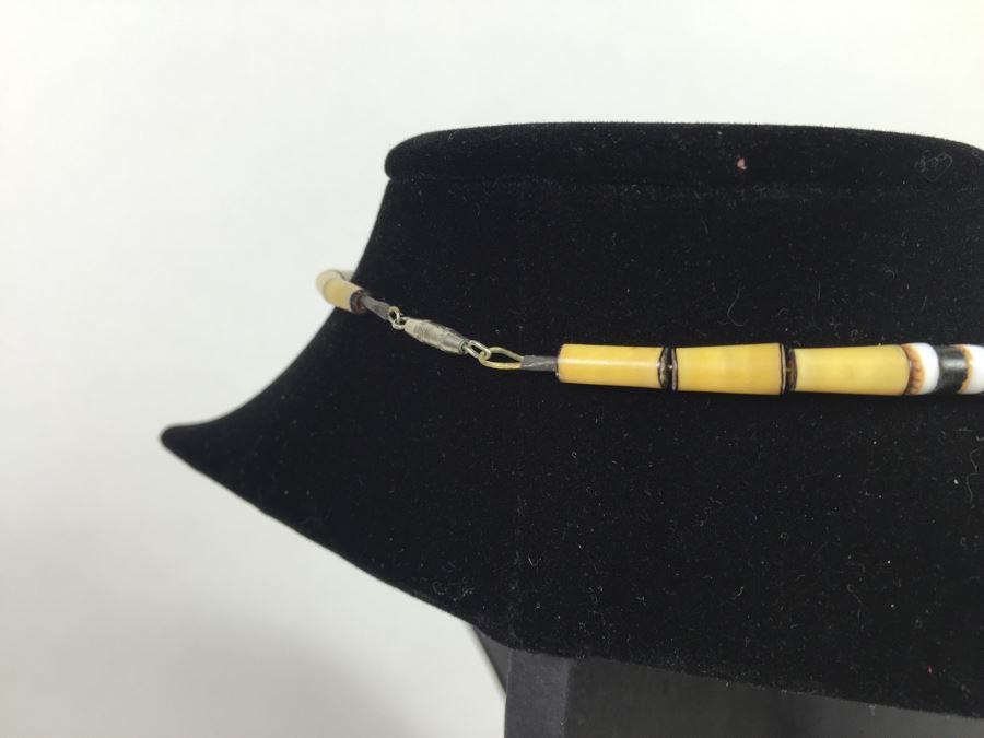 Set Of (3) Vintage Necklaces [Photo 10]