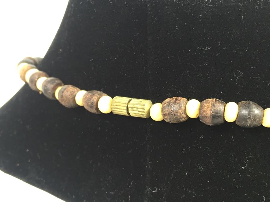 Set Of (3) Vintage Necklaces [Photo 10]