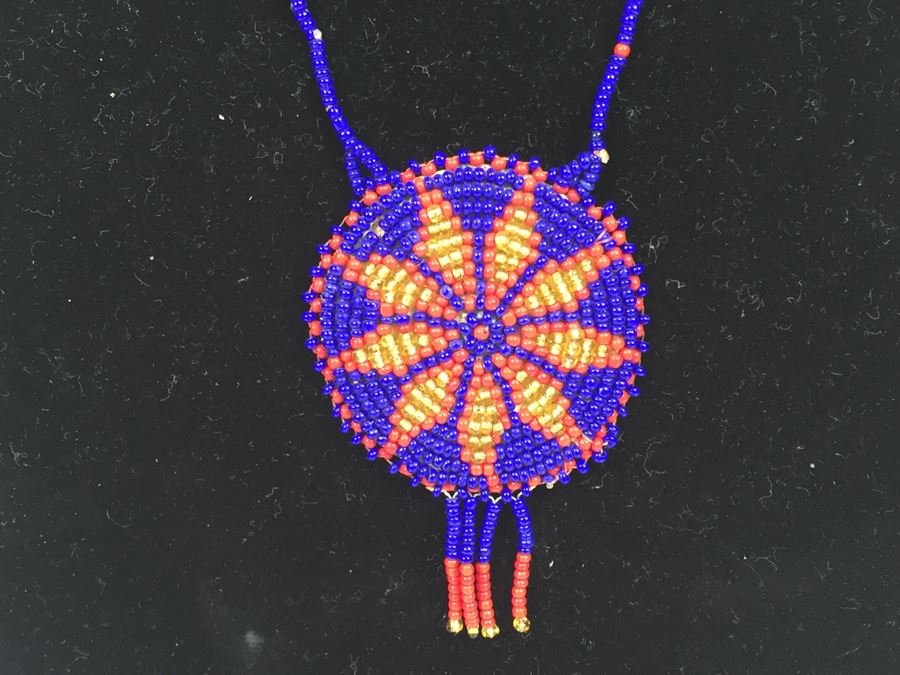 Set Of (3) Vintage Necklaces [Photo 3]