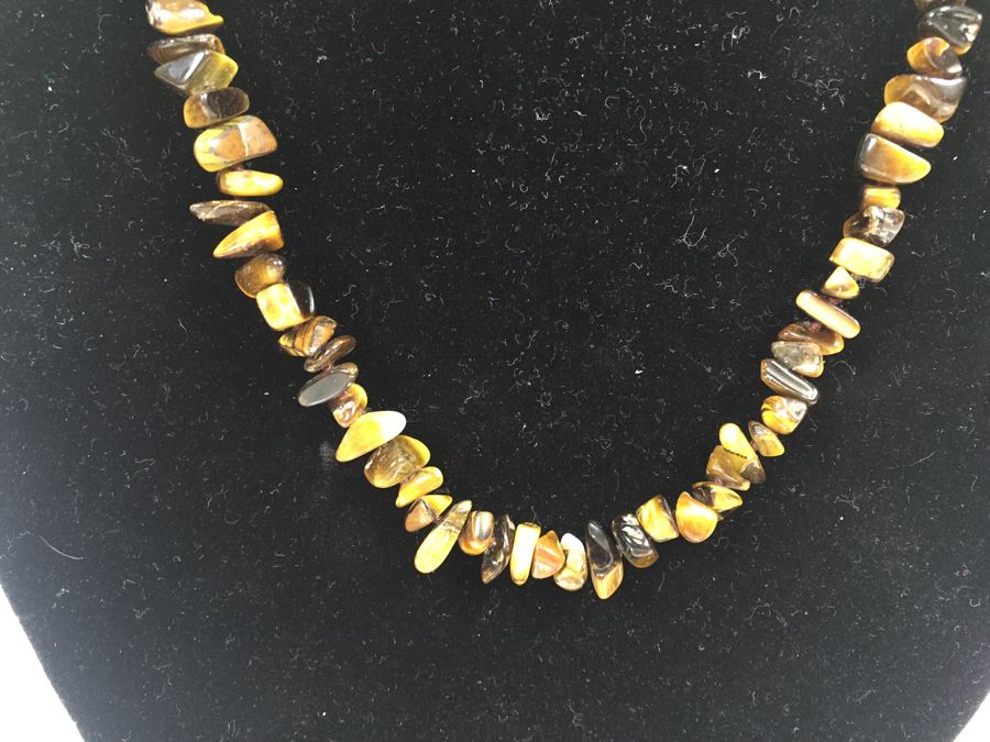 Set Of (3) Vintage Necklaces [Photo 8]