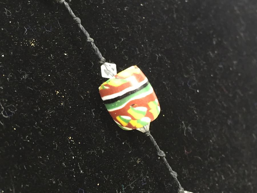 Set Of (3) Vintage Necklaces [Photo 9]