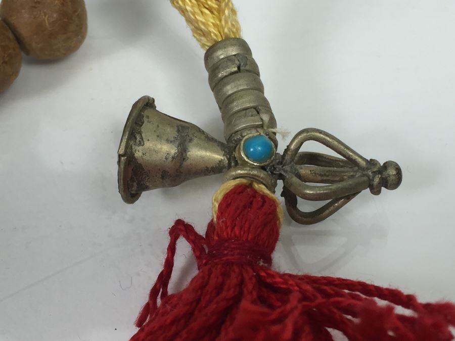 Set Of (3) Vintage Necklaces [Photo 3]