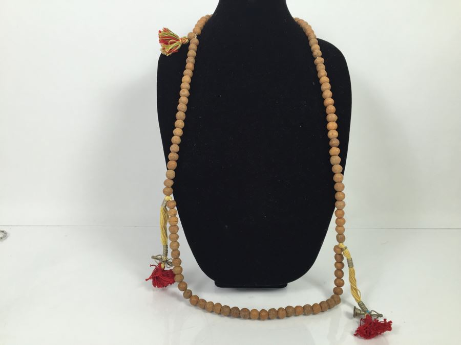 Set Of (3) Vintage Necklaces [Photo 2]