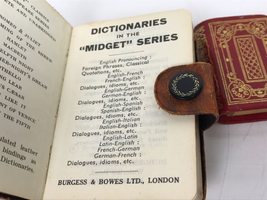 Vintage Midget Series Dictionary And Miniature Book Style Matchbox [Photo 8]