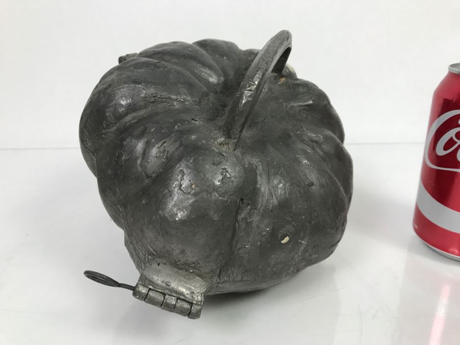 Large Vintage ICE CREAM Mold Valued At $195 [Photo 2]