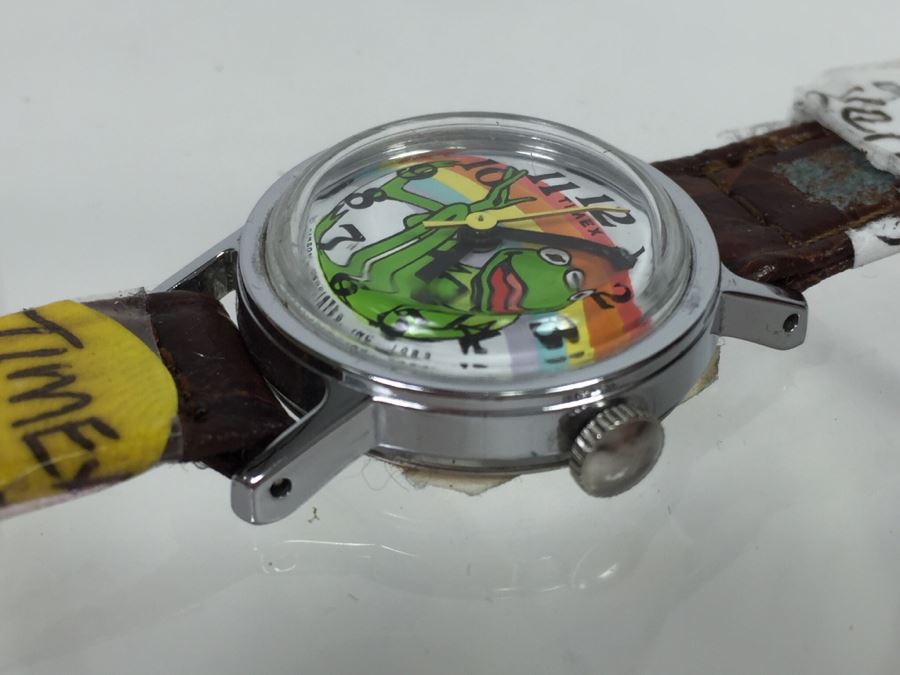 Vintage 1982 TIMEX Kermit The Frog Henson Associates Character Watch [Photo 5]