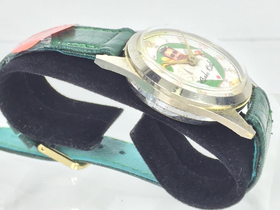 Vintage Babe Ruth Baseball Men's Watch Ticks But May Need Work [Photo 4]
