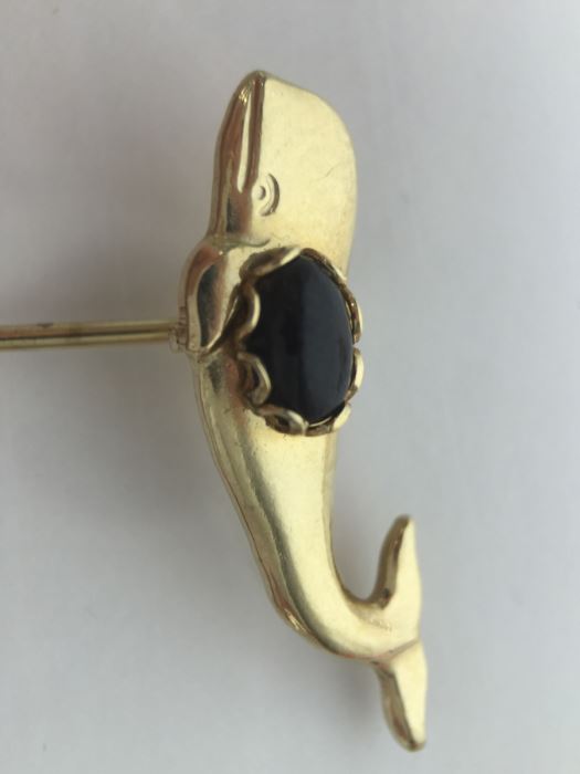 Pair Of Gold Tone Earrings And Pair Of Gold Tone Stick Pins (Not Real Gold) [Photo 5]