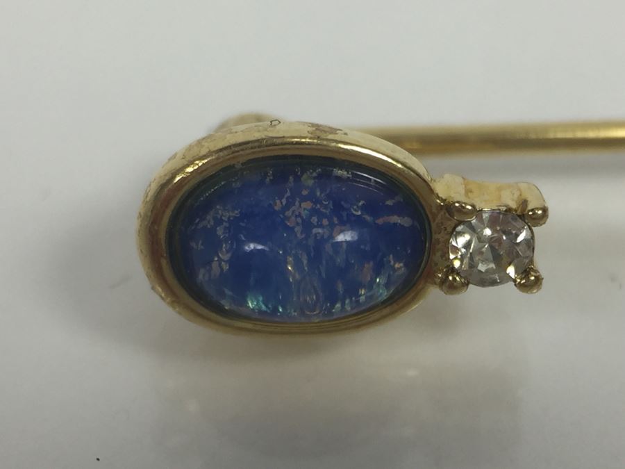 Pair Of Gold Tone Earrings And Pair Of Gold Tone Stick Pins (Not Real Gold) [Photo 7]