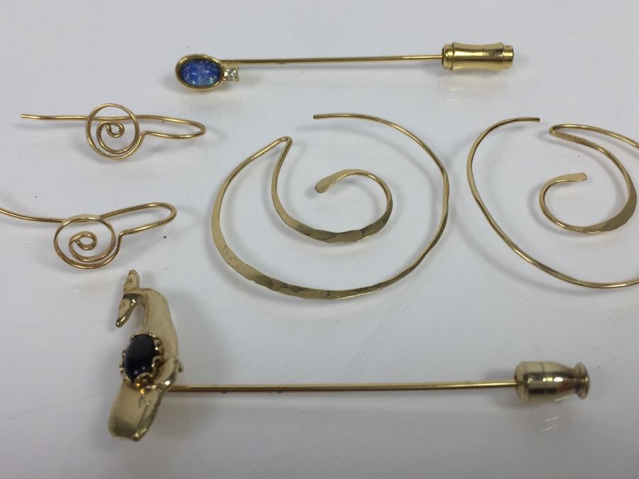 Pair Of Gold Tone Earrings And Pair Of Gold Tone Stick Pins (Not Real Gold) [Photo 2]