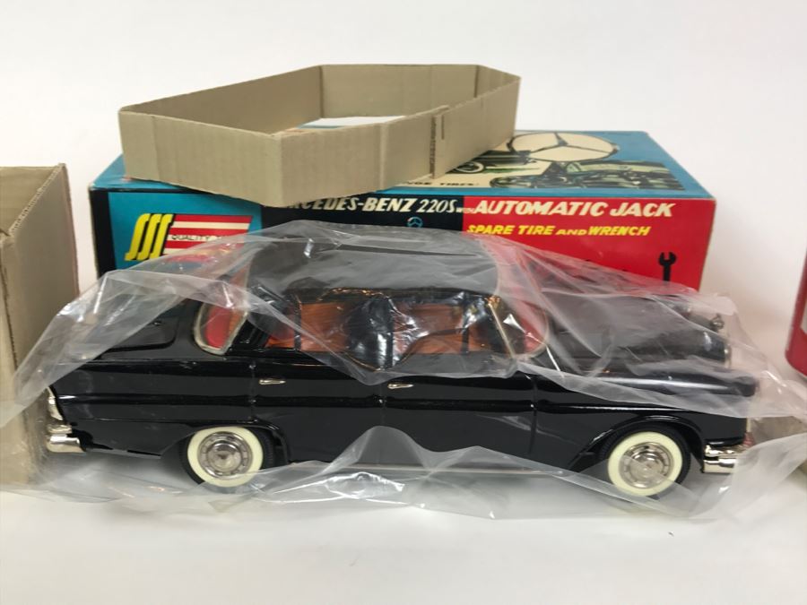 New Old Stock Friction Tin Litho 1960 Mercedes Benz 220S With Box Japan [Photo 11]