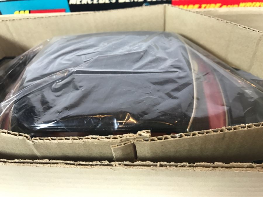 New Old Stock Friction Tin Litho 1960 Mercedes Benz 220S With Box Japan [Photo 8]