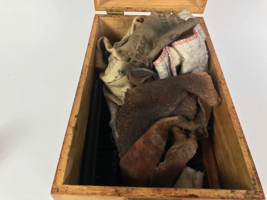 Vintage Esquire Shoe Valet De Luxe With Brushes [Photo 5]