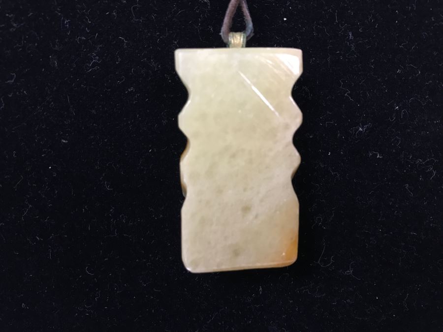 Carved Stone Figure Necklace [Photo 4]