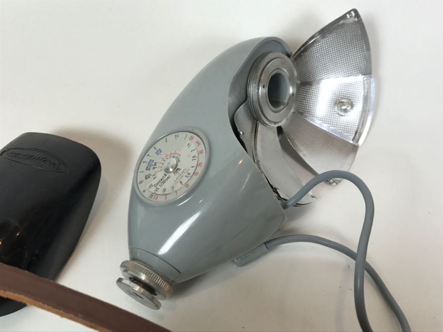 Voigtlander Prominent II Film Camera With Leather Case, Multiple Lenses, Filter, Flash, Hood And Original Manuals - See All Photos [Photo 49]