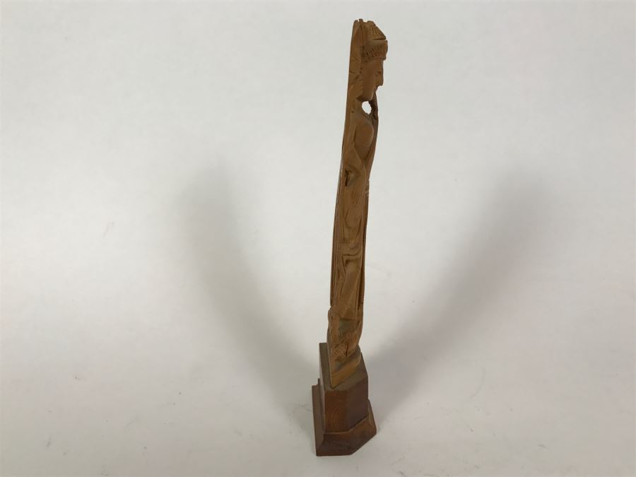 Carved Wooden Figurine From India [Photo 7]