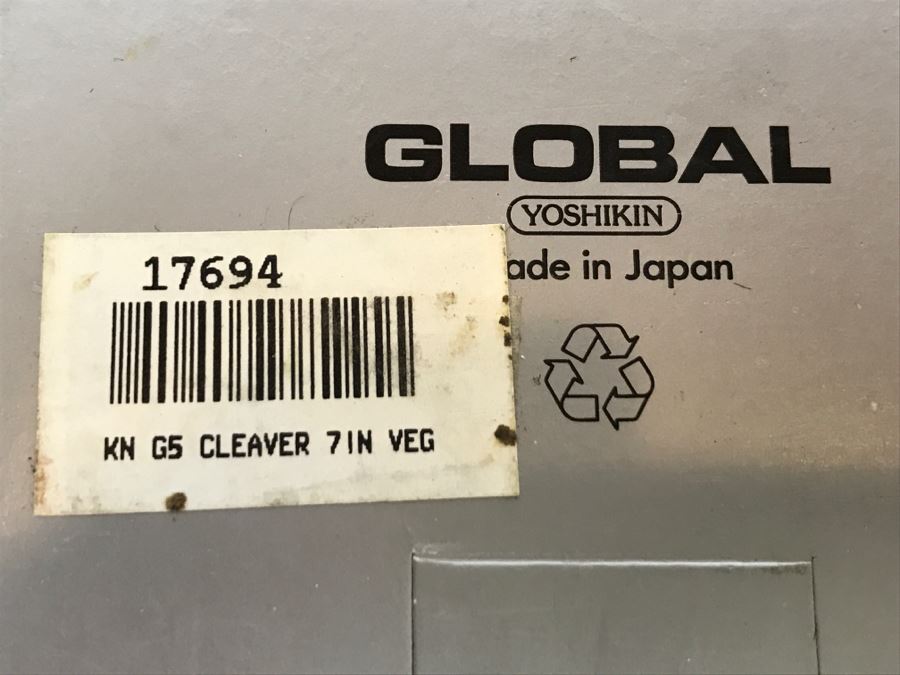 Set Of 3 Knives: Shun DM0718 Classic Knife (Retails $175), Vintage La Borde Chrome Molybdenum Stainless Chef's Knife And Global CROMOVA 18cm Stainless Vegetable Knife [Photo 20]