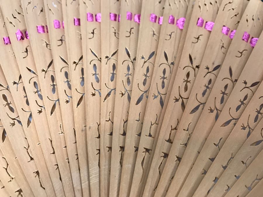 Vintage Japanese Fan Collection [Photo 18]