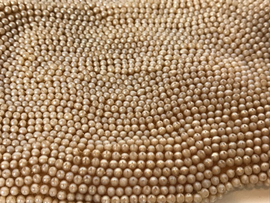 Vintage Japanese Beaded Purse Handbag Has Some Beads Missing On Handle Floral Pattern [Photo 5]