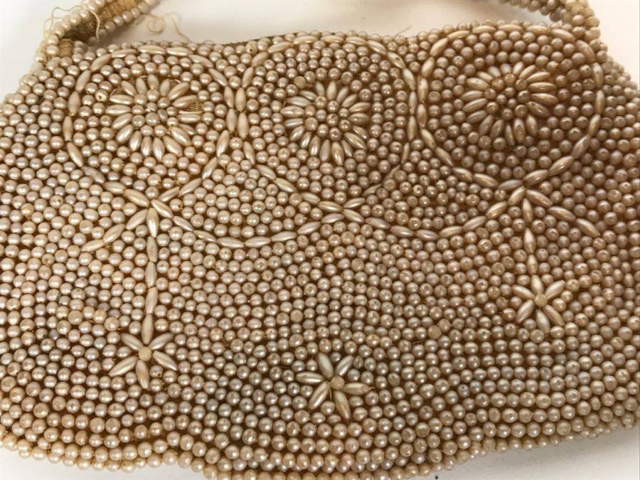 Vintage Japanese Beaded Purse Handbag Has Some Beads Missing On Handle Floral Pattern [Photo 7]