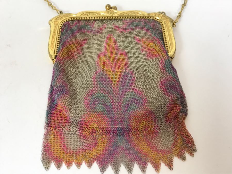 Vintage Whiting & Davis Co Mesh Purse In Great Condition With Comb And Mirror