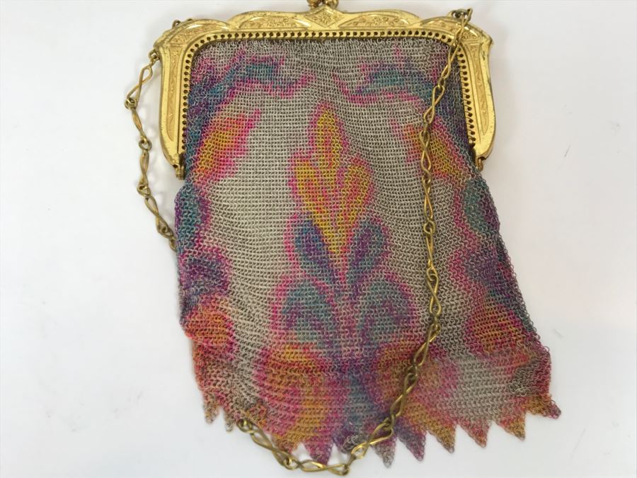 Vintage Whiting & Davis Co Mesh Purse In Great Condition With Comb And Mirror [Photo 7]