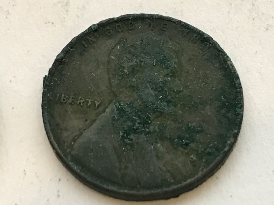 Vintage Wallet With Personal Effects As Found In Wallet Including Old Photos, Standing Liberty Silver Half Dollar, 1944 Barber Dime, Bank Of Japan Paper Currency Y10 Nippon With Various Names Written Over Bill And Catholic Pendants [Photo 24]