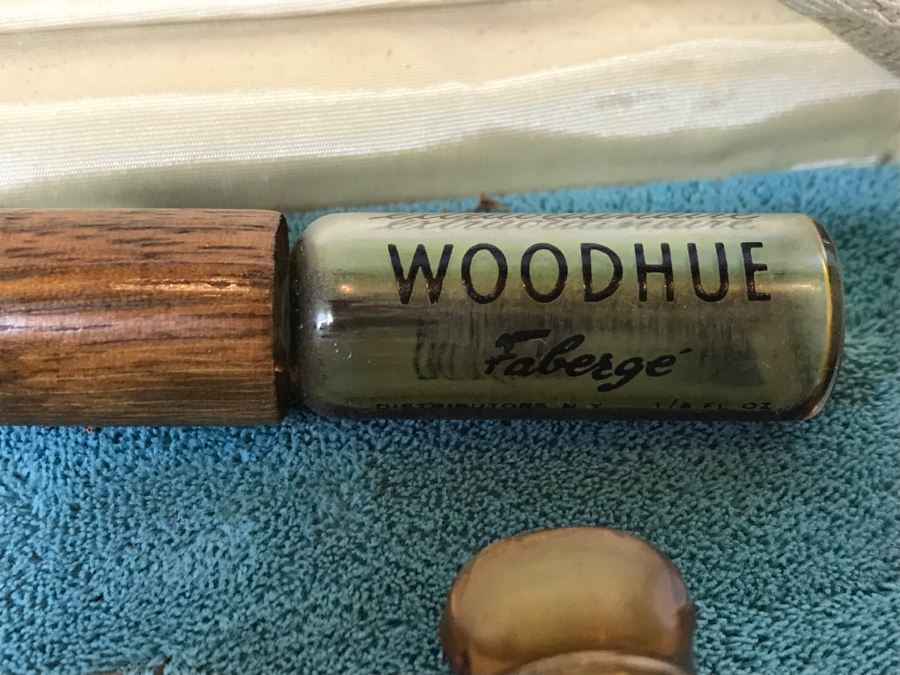 Collection Of Vintage Perfume Bottles Including No 5 Chanel, Woodhue Faberge, Stradivari Prince Matchabelli, Duchess Of York Prince Matchabelli [Photo 12]