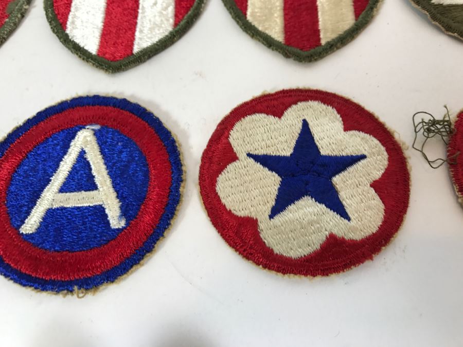 Nice Collection Of WWII Patches, Ribbons, Buttons [Photo 5]
