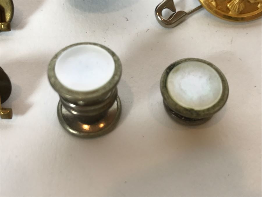 Nice Collection Of WWII Patches, Ribbons, Buttons [Photo 15]