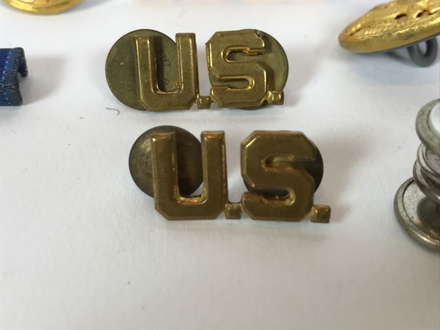 Nice Collection Of WWII Patches, Ribbons, Buttons [Photo 14]