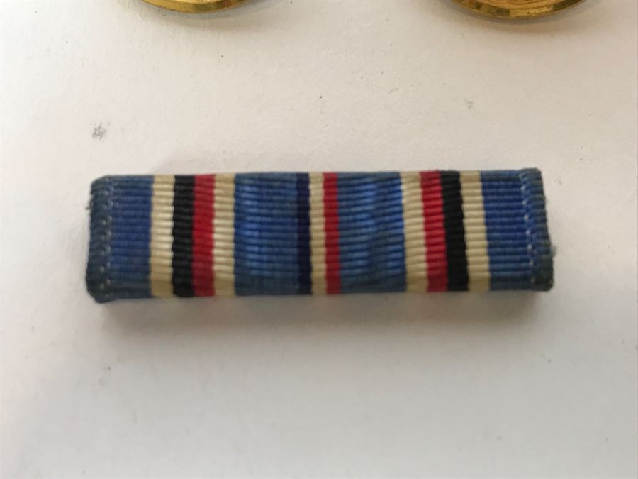 Nice Collection Of WWII Patches, Ribbons, Buttons [Photo 12]