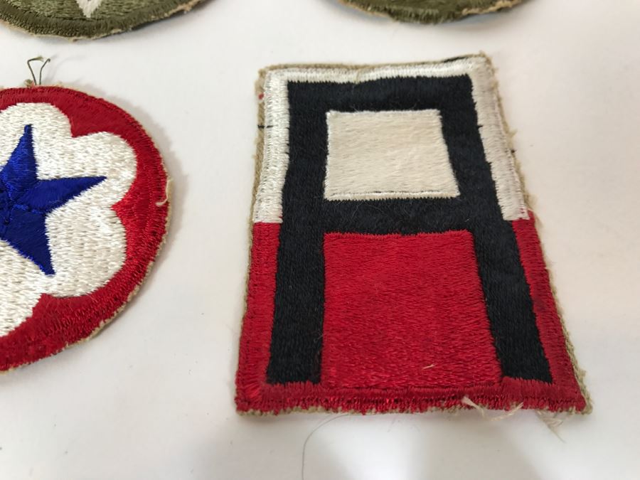 Nice Collection Of WWII Patches, Ribbons, Buttons [Photo 7]