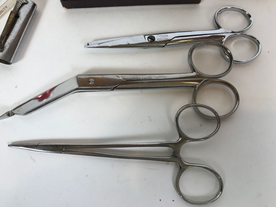 WWII Medical Supplies Including New Old Stock Adrenalin Chloride Solutions, Mercury Thermometers With SS Case, Medical Needles And Surgical Scissors [Photo 8]