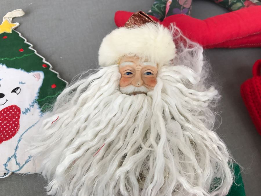 Christmas Decoration Lot With Christmas Flatware [Photo 10]