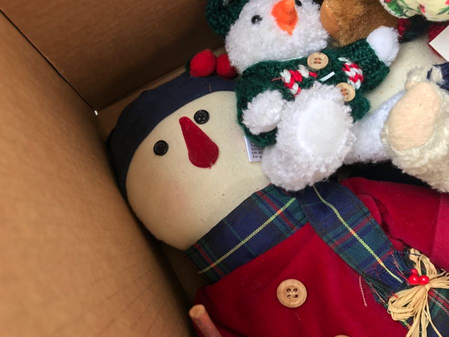 Holiday Themed Plush Toys [Photo 6]