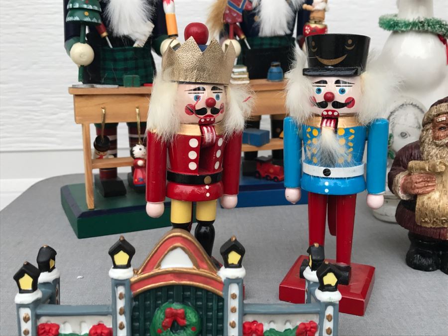 Christmas Decoration Lot [Photo 7]