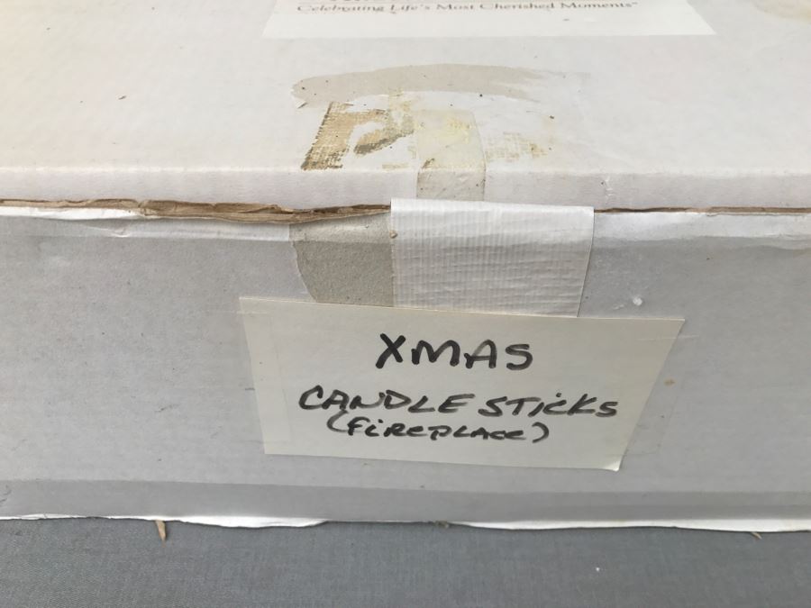 Pair Of Boxes Of Crimson Pine Candlesticks Christmas Around The World House Of Llloyd [Photo 4]