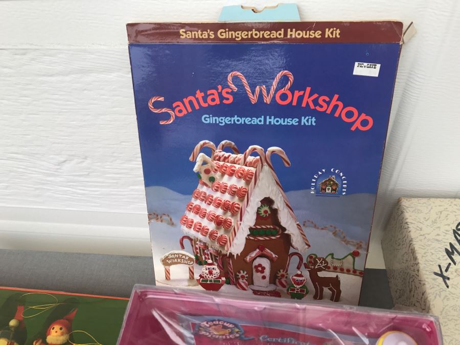 Collection Of Christmas Ornaments Including Waterford, Royal Crown Derby, Wedgwood, Department 56 And Reed & Barton [Photo 13]