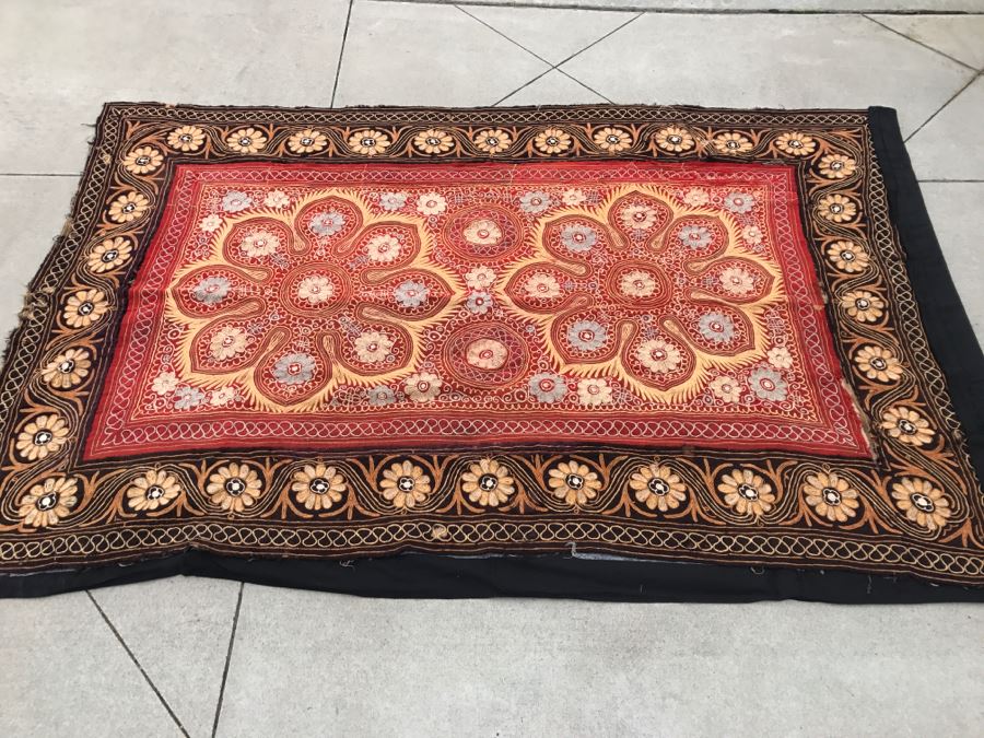 Stunning Vintage Embroidered Rug - See Photos For Condition [Photo 10]