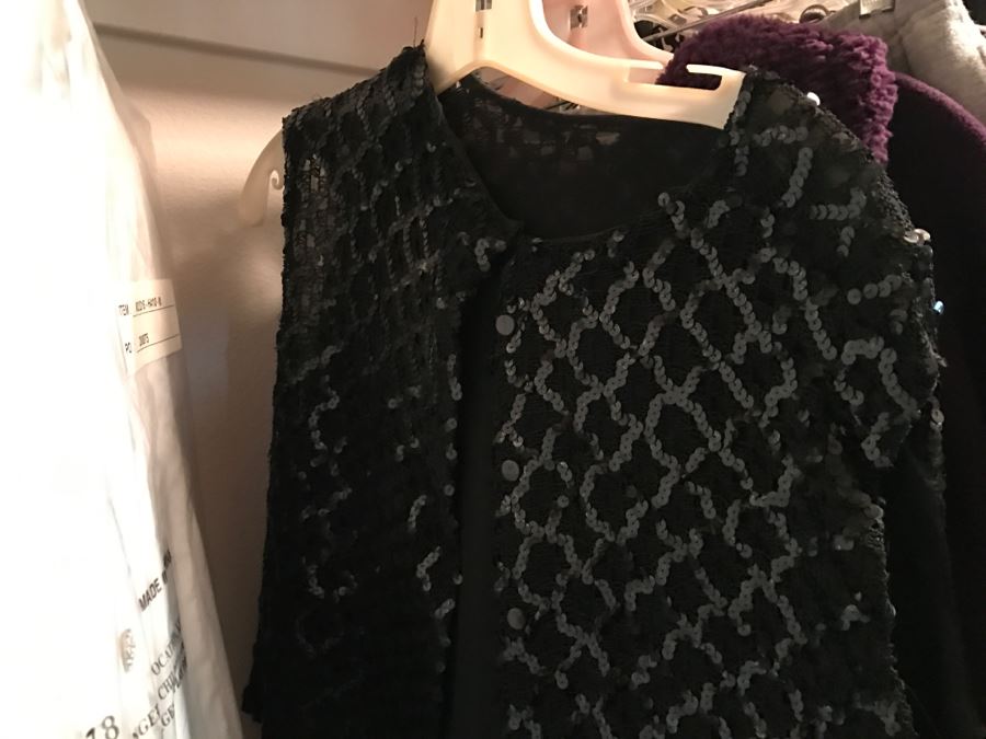 Huge Closet Of Women's Clothing And Belts From Labels Like TALBOTS, David Brooks, Drapers & Damons Petite Size 10P Mainly - See All Photos [Photo 15]