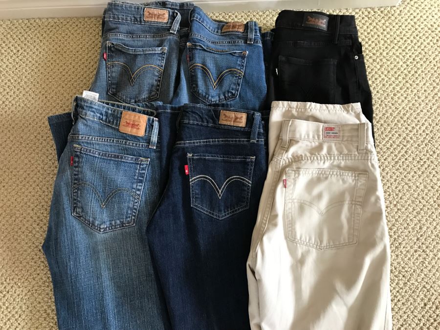 Set Of 6 Women's Levis Jeans [Photo 11]