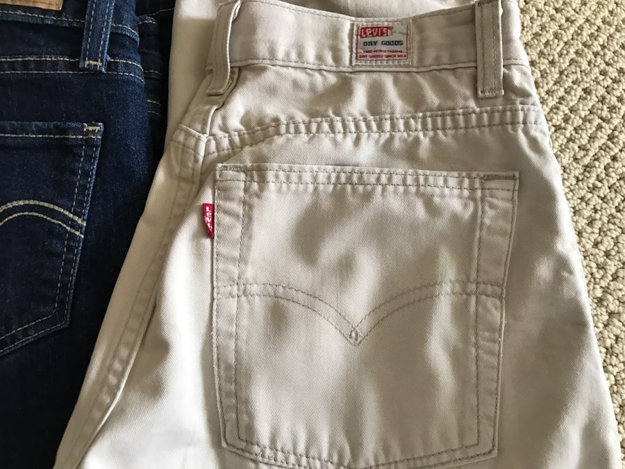 Set Of 6 Women's Levis Jeans [Photo 4]