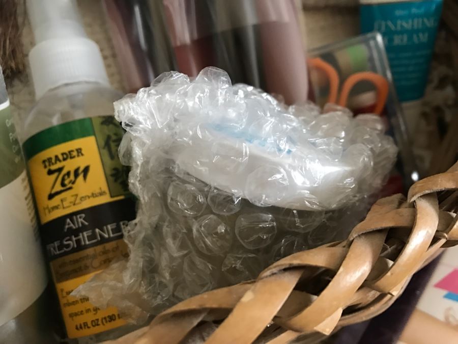 Women's Health & Beauty Lot With Baskets [Photo 15]