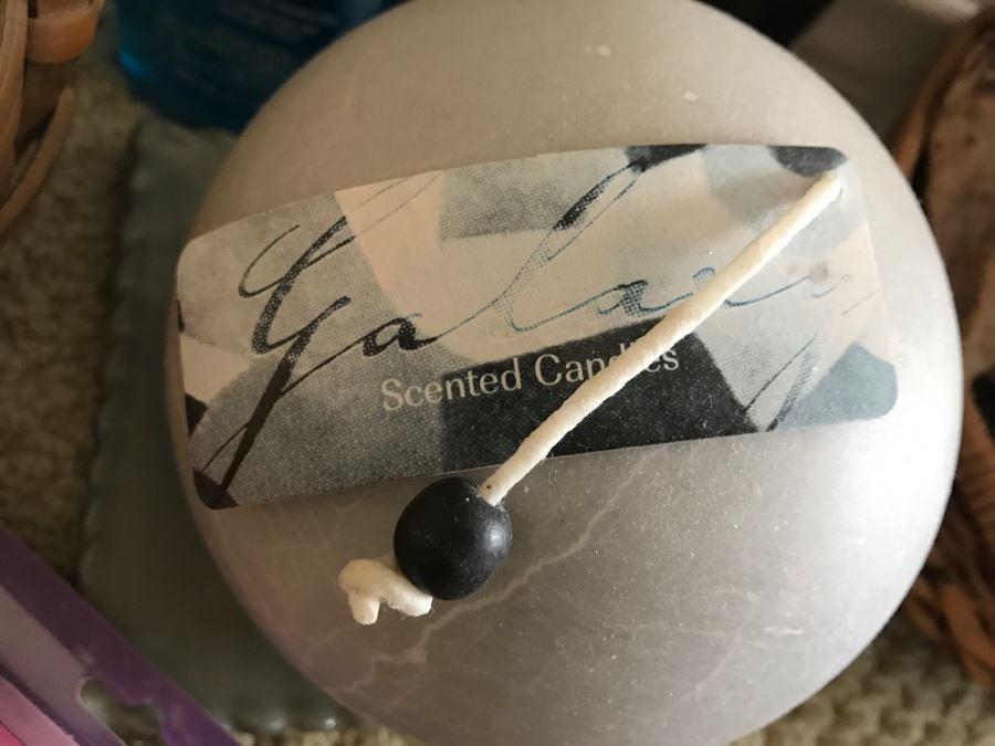 Women's Health & Beauty Lot With Baskets [Photo 7]