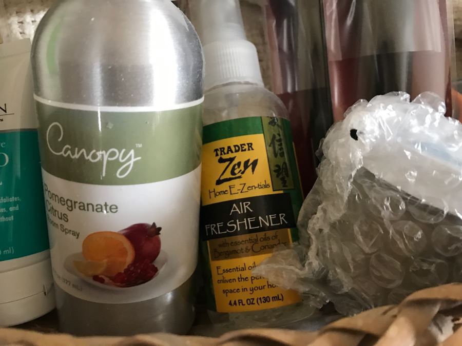 Women's Health & Beauty Lot With Baskets [Photo 14]